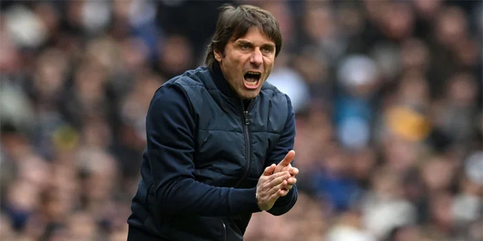 Debut-Pertama-Conte