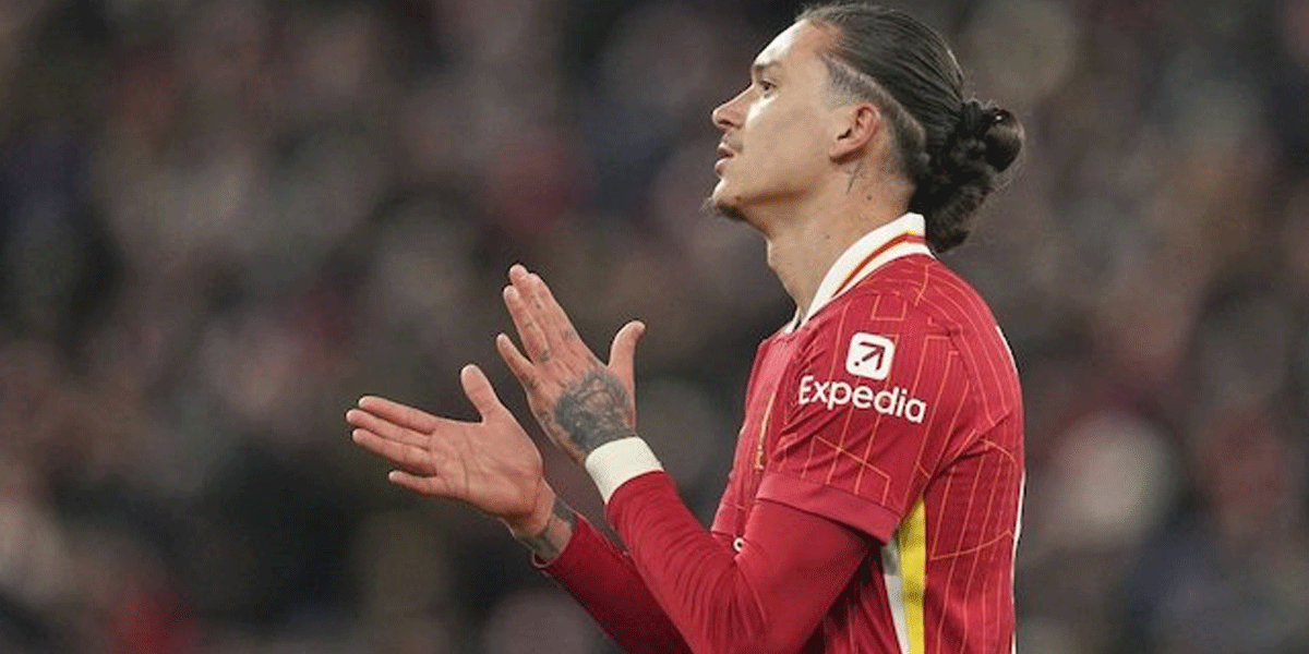 Fokus Napoli Pada Lini Depan