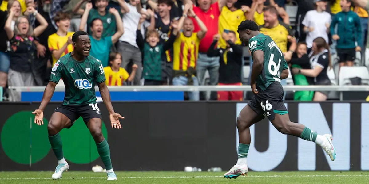 Gol-yang-Luar-Biasa,-Tendangan-Bebas-Nestory-Irankunda-untuk-Watford!