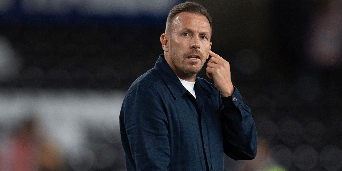 Craig Bellamy Tak Menyesal Pilih Melawan Inggris Meski Wales Dibantai